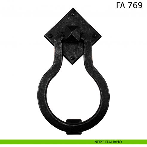 Battente in ferro per porta Pera FA 769.14 Il Forgiato misura 120x170 mm nero italiano