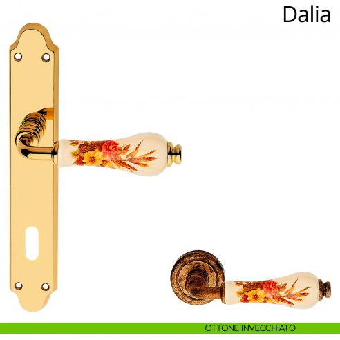 Maniglia porcellana avorio decorata con placca per porta Dalia Linea Calì patent ottone anticato
