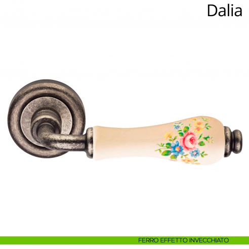 Maniglia porcellana avorio decorazione fiori Dalia Linea Calì ferro effetto invecchiato