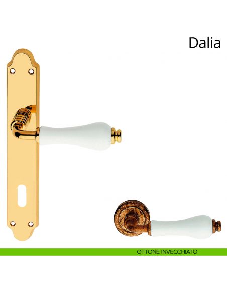 Maniglia porcellana bianca con placca per porta Dalia Linea Calì patent ottone invecchiato