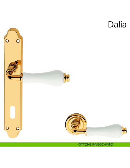 Maniglia porcellana bianca con placca per porta Dalia Linea Calì patent ottone lucido verniciato