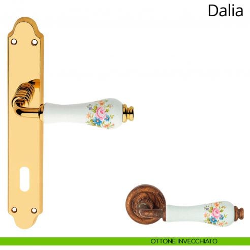 Maniglia porcellana bianca decorata con placca per porta Dalia Linea Calì patent ottone invecchiato