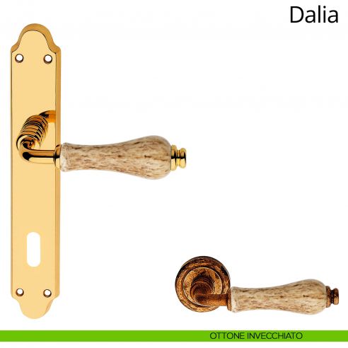 Maniglia porcellana maculata con placca per porta Dalia Linea Calì patent ottone invecchiato
