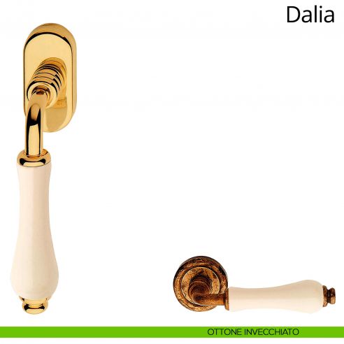 Maniglia con porcellana avorio per finestra martellina DK Dalia Linea Calì ottone invecchiato
