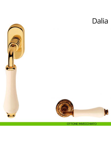 Maniglia con porcellana avorio per finestra martellina DK Dalia Linea Calì ottone invecchiato