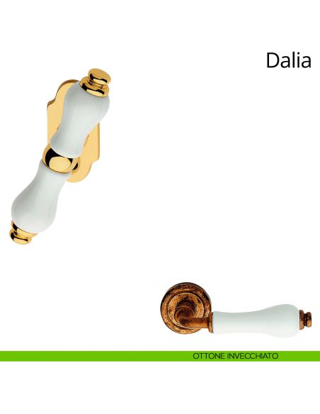 Maniglia porcellana bianca per finestra martellina Dalia Linea Calì ottone invecchiato