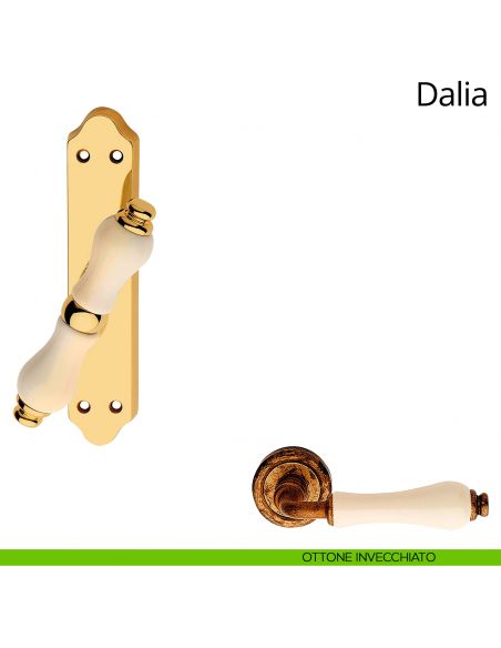 Maniglia porcellana avorio per finestra cremonese Dalia Linea Calì ottone invecchiato
