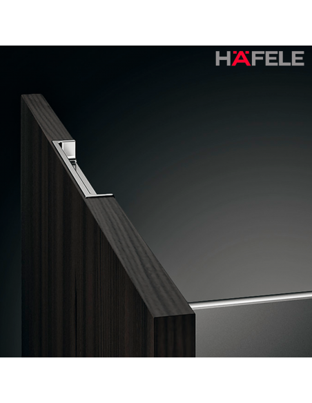 Maniglia rettangolare a incasso per mobile Hafele in Zama ambientata