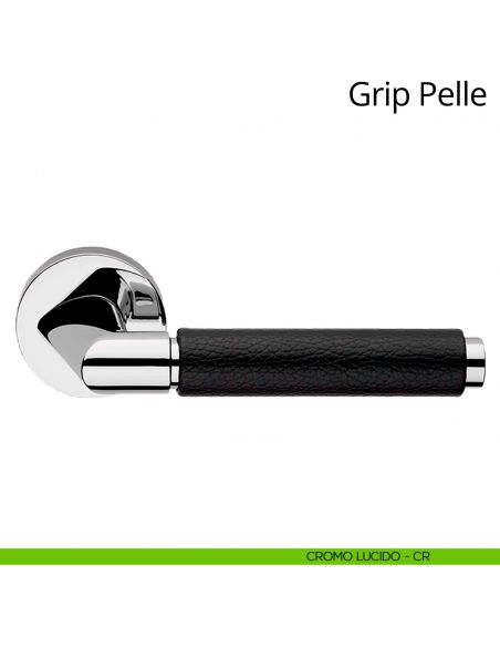 Maniglia in pelle per porta interna Grip Pelle Linea Calì rosetta tonda tradizionale cromo lucido