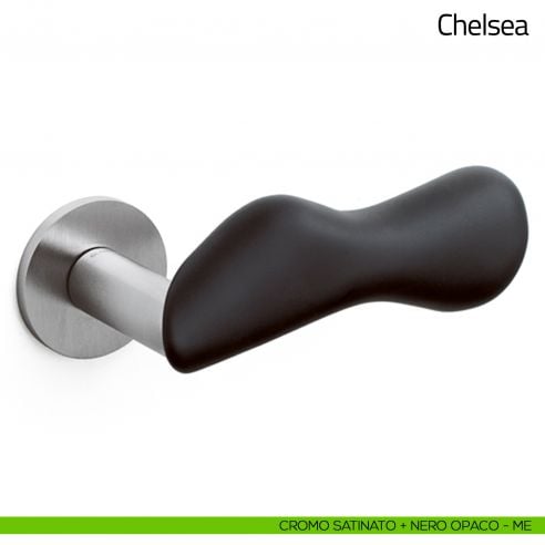 Maniglia per porta Chelsea Olivari bassa cromo satinato + nero opaco