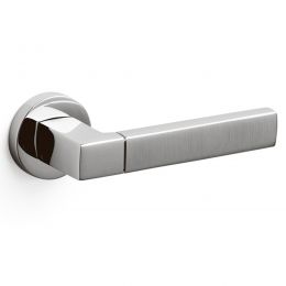 Maniglia per porta Planet bicolor Olivari