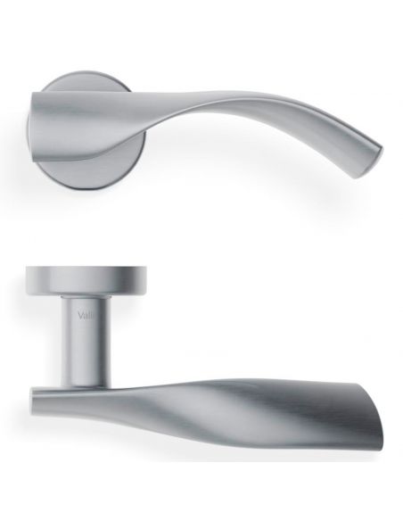 Maniglia per porta H 338 Valli collezione Fusital con rosetta fine