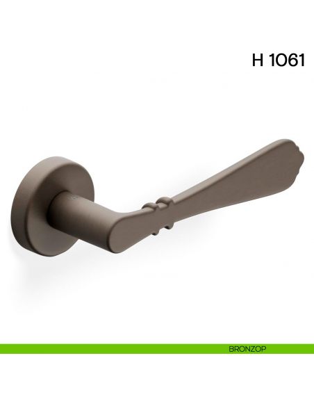 Maniglia per porta H 1061 Valli collezione Fusital bronzop