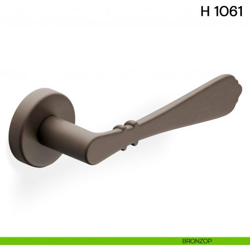 Maniglia per porta H 1061 Valli collezione Fusital con rosetta fine bronzop