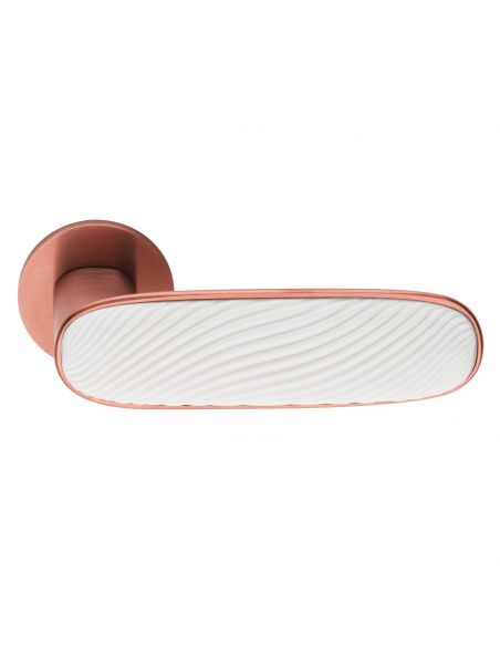 Maniglia per porta Dune dnd handles con porcellana lucida bianco sabbia