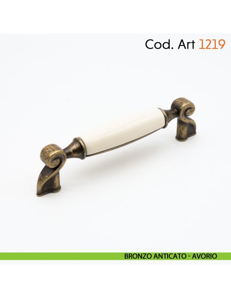 Maniglia in porcellana shabby per mobile rustico Cosmov articolo 1219 - bronzo anticato - avorio