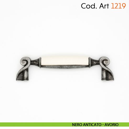 Maniglia in porcellana shabby per mobile rustico Cosmov articolo 1219 - nero anticato - avorio