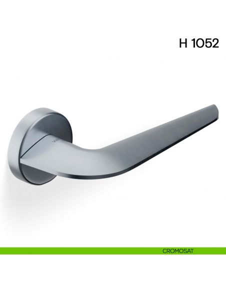 Maniglia per porta H 1052 Valli collezione Fusital con rosetta fine cromosat