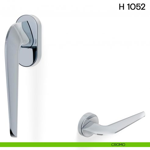 Maniglia per finestra martellina DK H 1052 Valli collezione Fusital con rosetta fine cromo