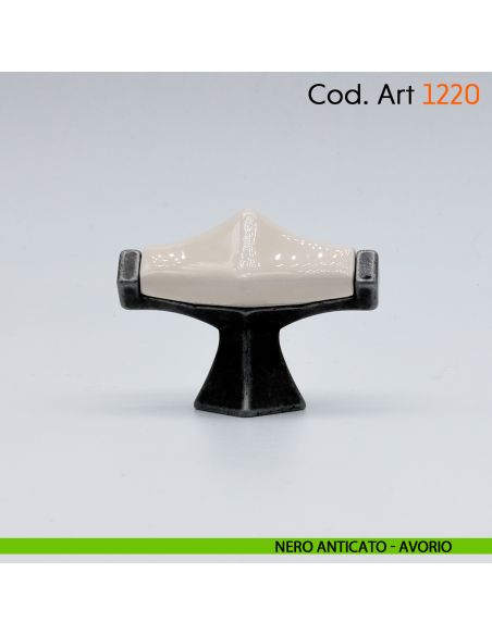 Pomolo in porcellana shabby per mobile rustico Cosmov articolo 1220 nero anticato - avorio