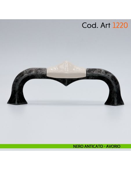 Maniglia in porcellana shabby per mobile rustico Cosmov articolo 1220 nero anticato - avorio