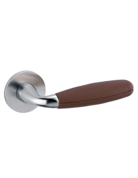Maniglia per porta Club Olivari bassa con pelle Frau