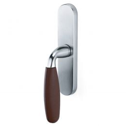 Maniglia per finestra cremonese Club Olivari con pelle Frau