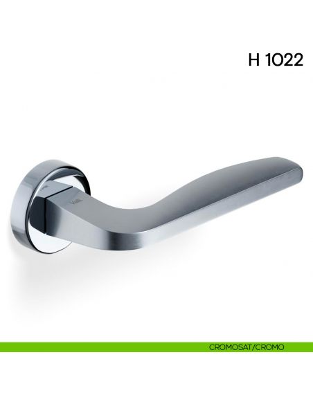 Maniglia per porta H 1022 Valli collezione Lab con rosetta fine cromo cromosat