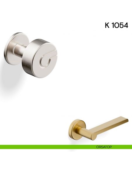 Pomolo girevole per porta K 1054 Valli collezione Lab con rosetta fine orsatop