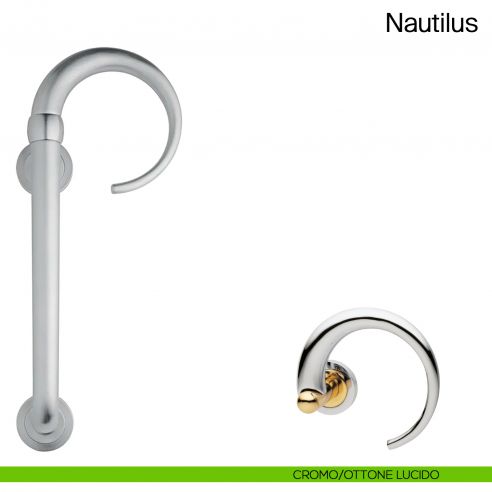 Maniglione per porta Nautilus Manital con rosette cromato/ottone lucido