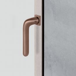 Maniglia per finestra martellina DK Zero Roboquattro S Colombo Design con rosetta minimale 2