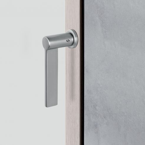 Maniglia per finestra martellina DK Zero Tool Colombo Design con rosetta minimale