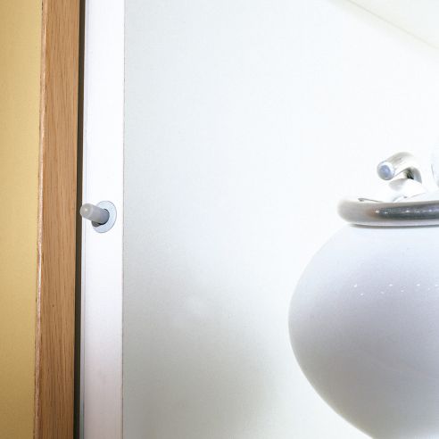 Ammortizzatore per anta Salice Smove D005SNG per il montaggio nel fianco opposto al lato cerniera