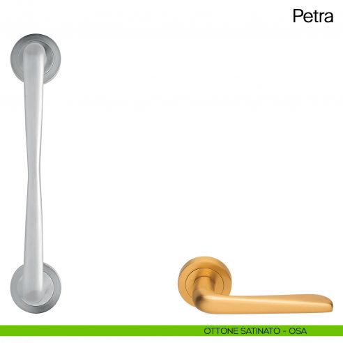 Maniglione per porta Petra Manital con rosette ottone satinato