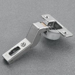 Cerniera Salice C7A6EE9 Silentia+ apertura 110 gradi applicazione angolare positiva 30 gradi mezzo sormonto 2