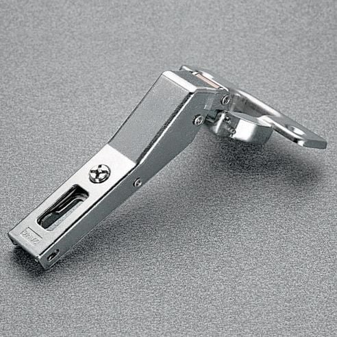 Cerniera Salice C2ABM99AC Serie 200 apertura 94 gradi applicazione angolare positiva 45 gradi a filo