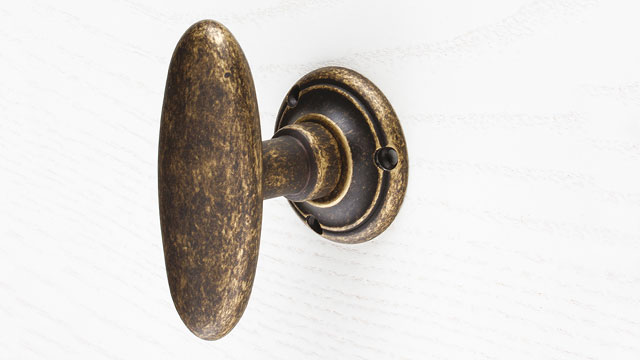 pomolo-ovale-per-porta-ovalino-a-t-190-reguitti