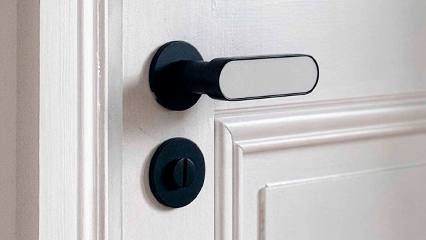 Come Scegliere la Maniglia Perfetta per la Tua Porta: Stili, Materiali e Consigli per Ogni Ambiente